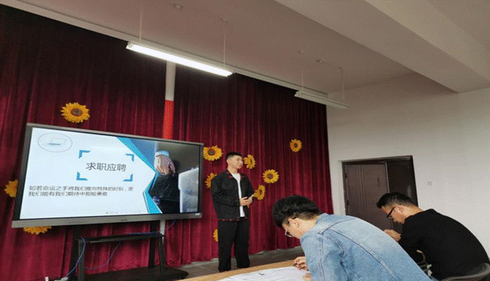 说明: C:\Users\Administrator\Desktop\QQ截图20201126210447.png